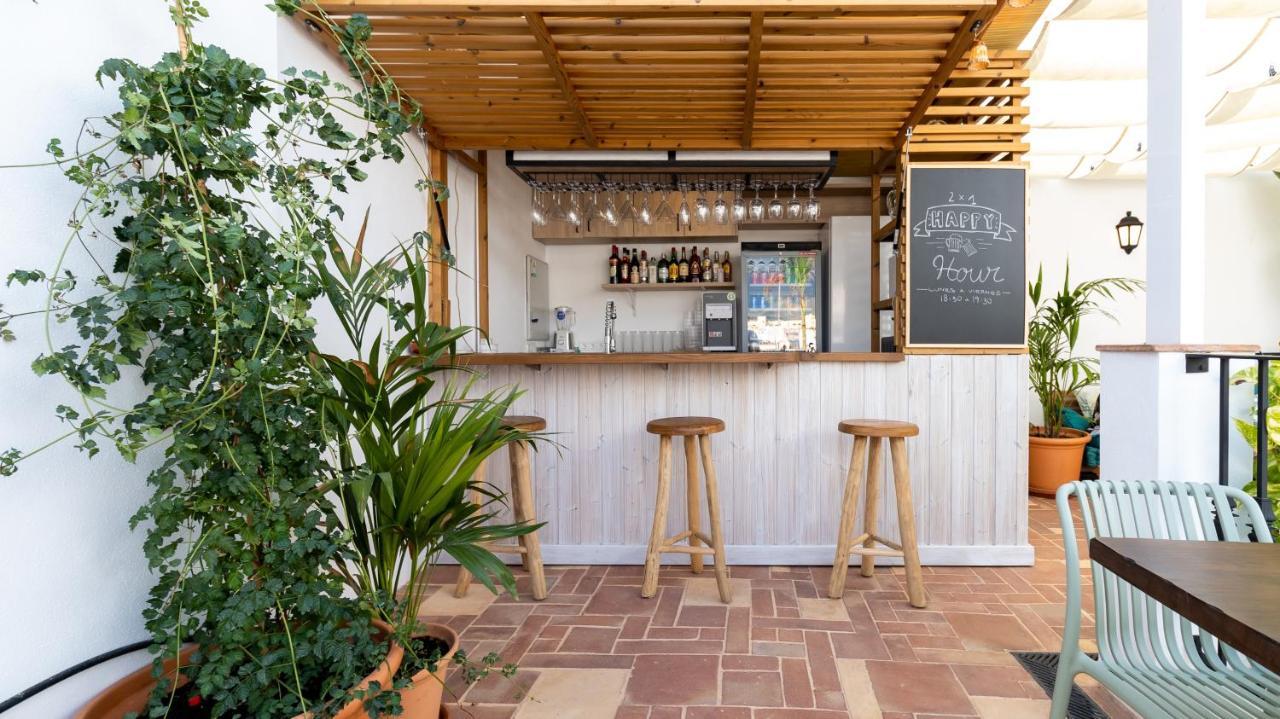 Veranera Hostel Estepona Exterior photo