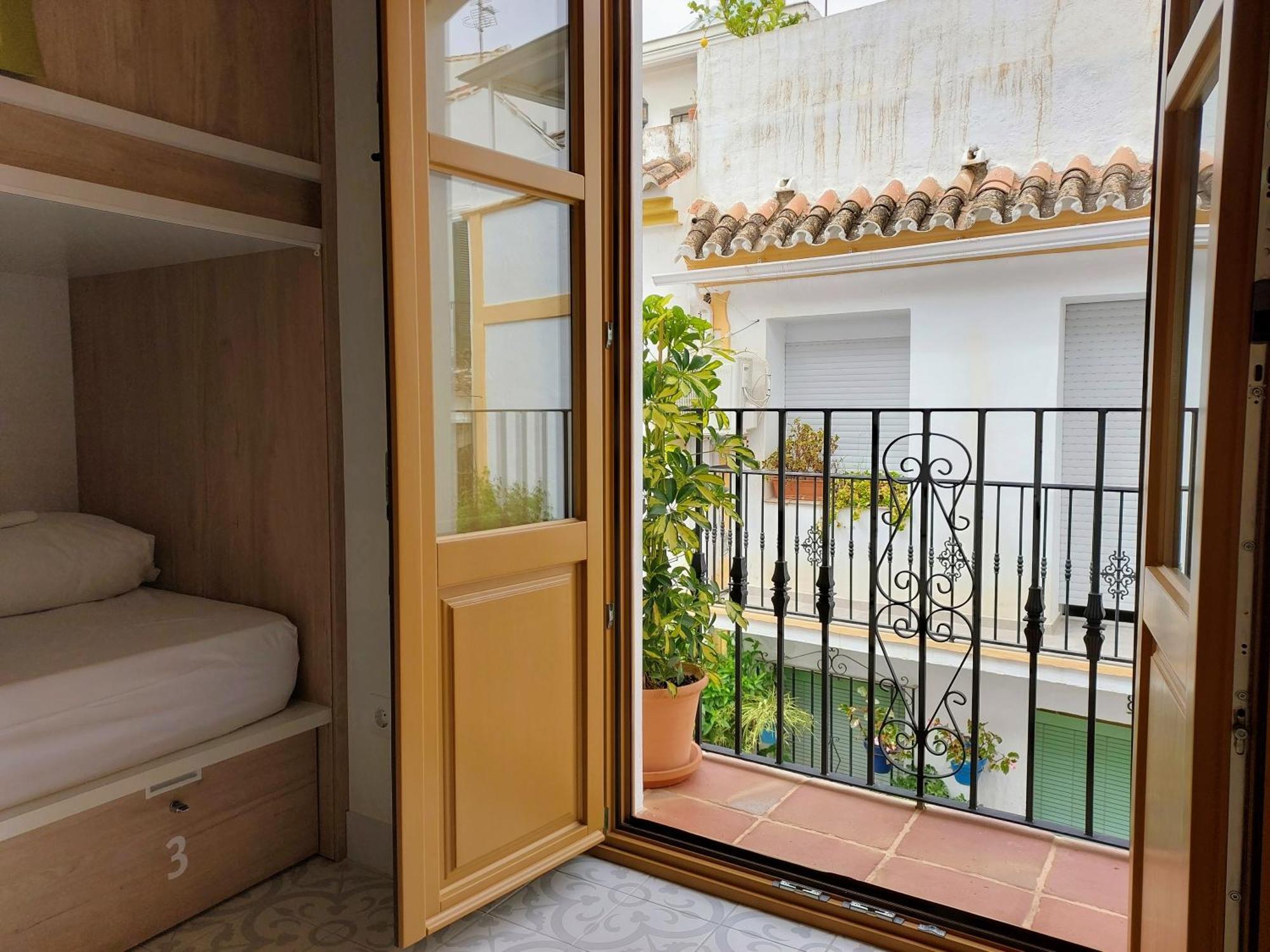 Veranera Hostel Estepona Room photo